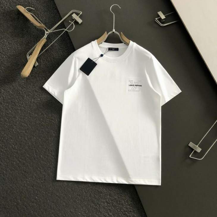 Picture of Louis Vuitton T Shirts Short _SKULVS-XLtltx1617203